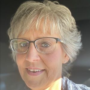 Meet your Posher, Vicki